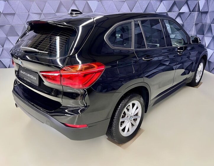 BMW X1 7
