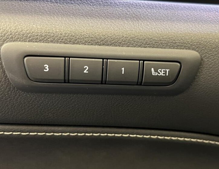 Lexus NX 450h plus SUV 2,5 l 227 kw