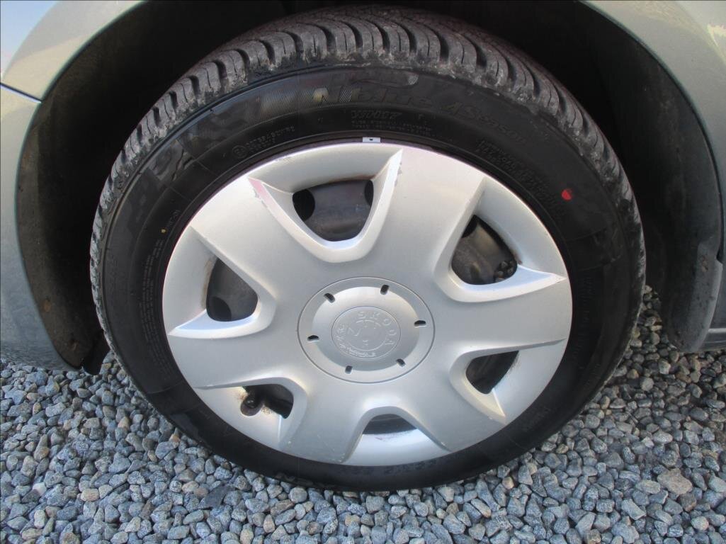 Škoda Roomster MPV 1,4 l 63 kw