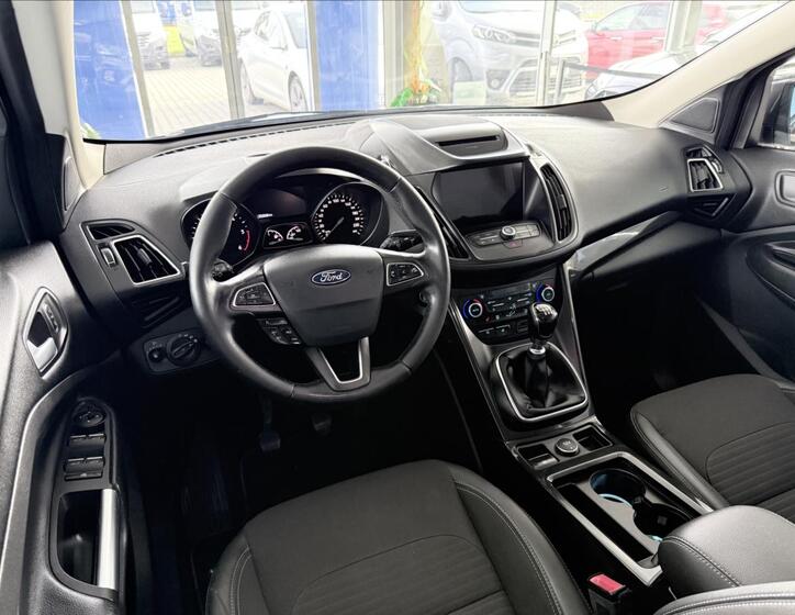 Ford Kuga 25