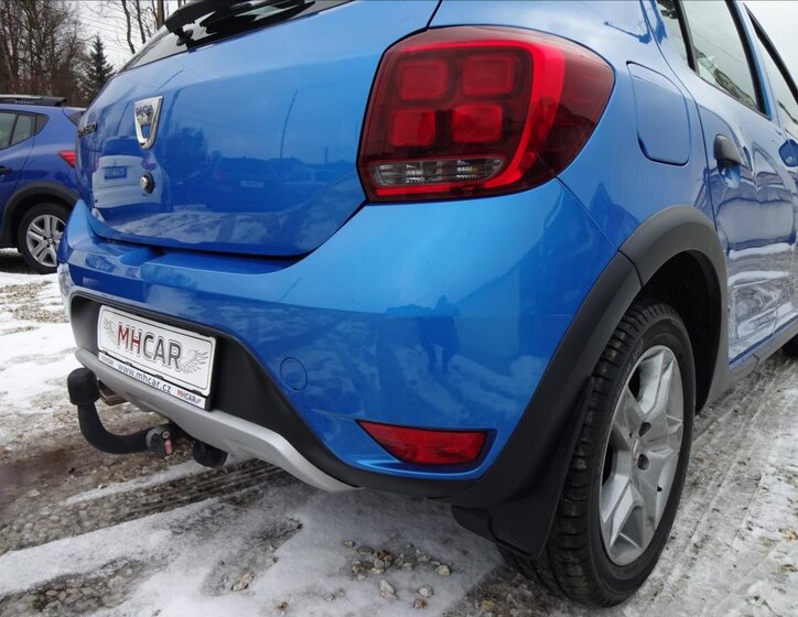 Dacia Sandero Hatchback 898,0 66 kw