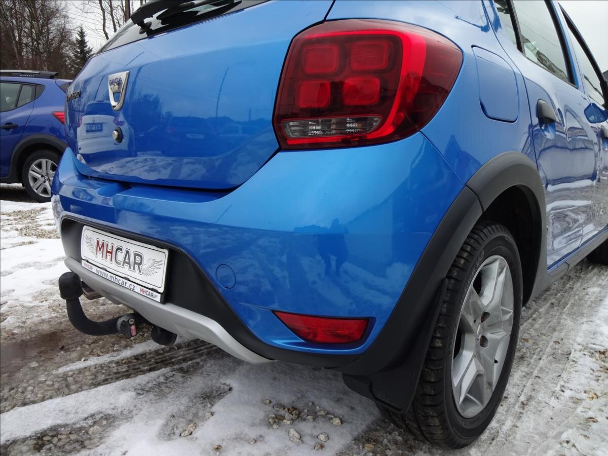 Dacia Sandero Hatchback 898,0 66 kw