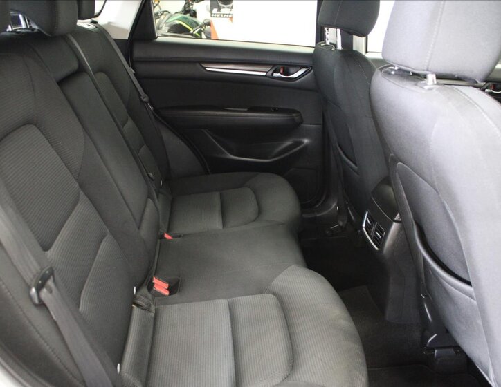 Mazda CX-5 SUV / Terénní 2,5 l 143 kw