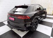 Audi RS Q8 7