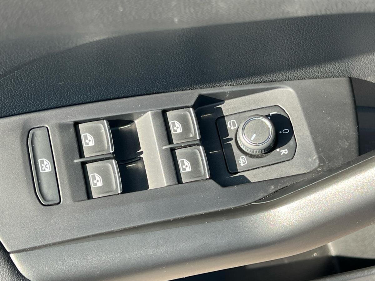 Volkswagen T-Cross Kombi 999,0 81 kw