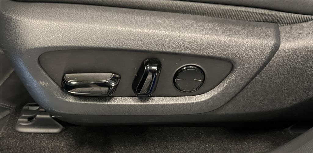 Lexus RX 500h SUV 2,4 l 273 kw