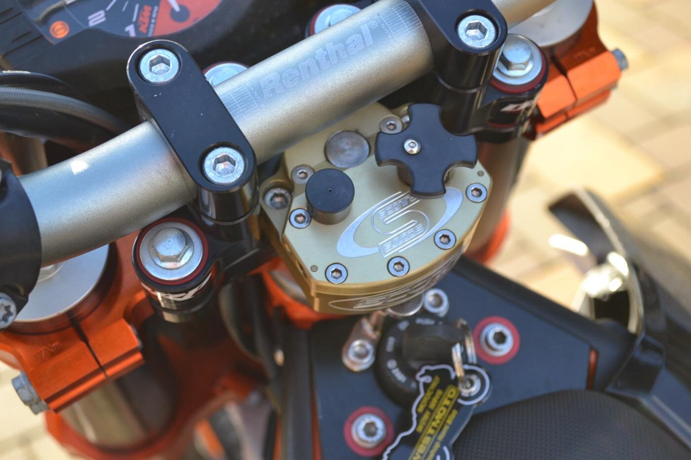 KTM Ostatní Ostatní 690,0 0