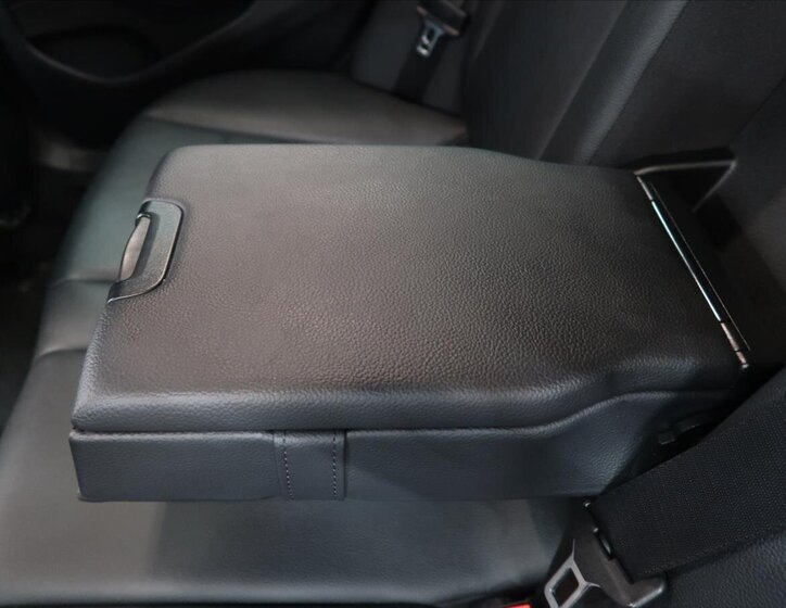 Mercedes-Benz Třídy E Kombi 2,0 l 143 kw