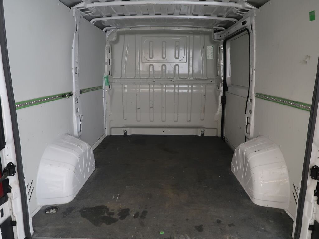 Opel Movano Skříň 2,2 l 103 kw