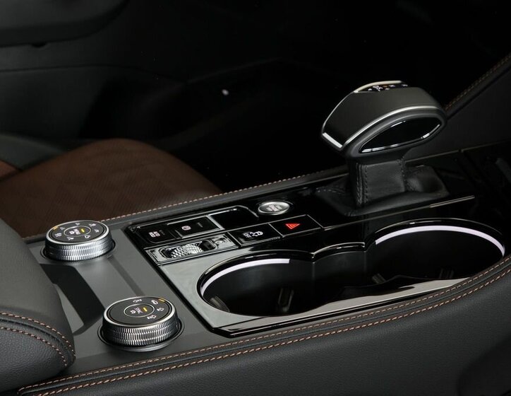 Volkswagen Touareg SUV / Terénní 3,0 l 210 kw