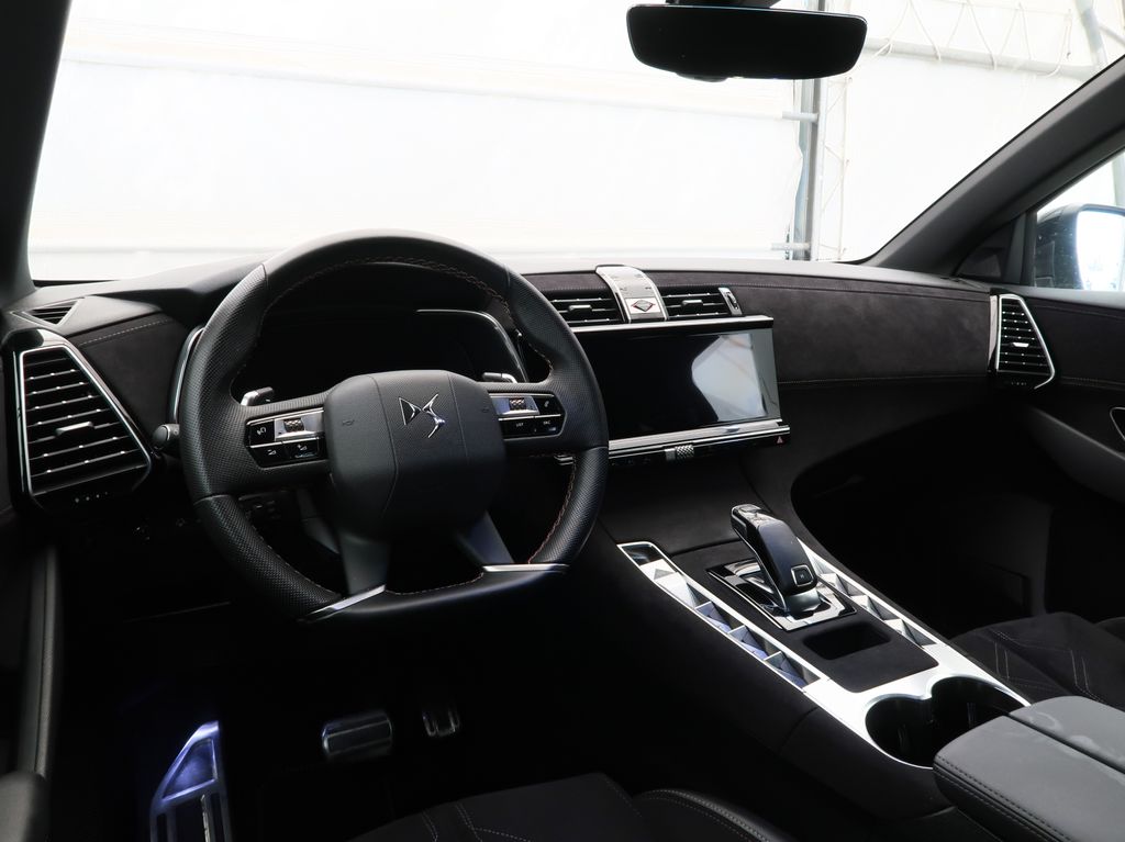 DS Automobiles DS7 Crossback