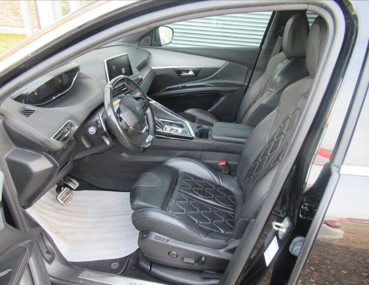 Peugeot 5008 Kombi 2,0 l 130 kw