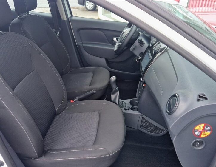 Dacia Sandero Hatchback 998,0 54 kw