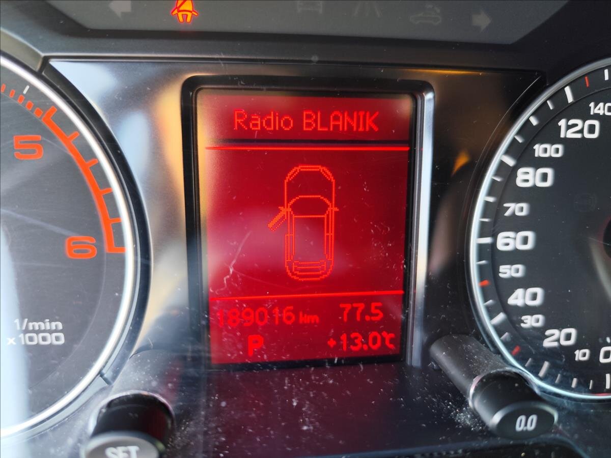 Audi Q5 Kombi 3,0 l 176 kw