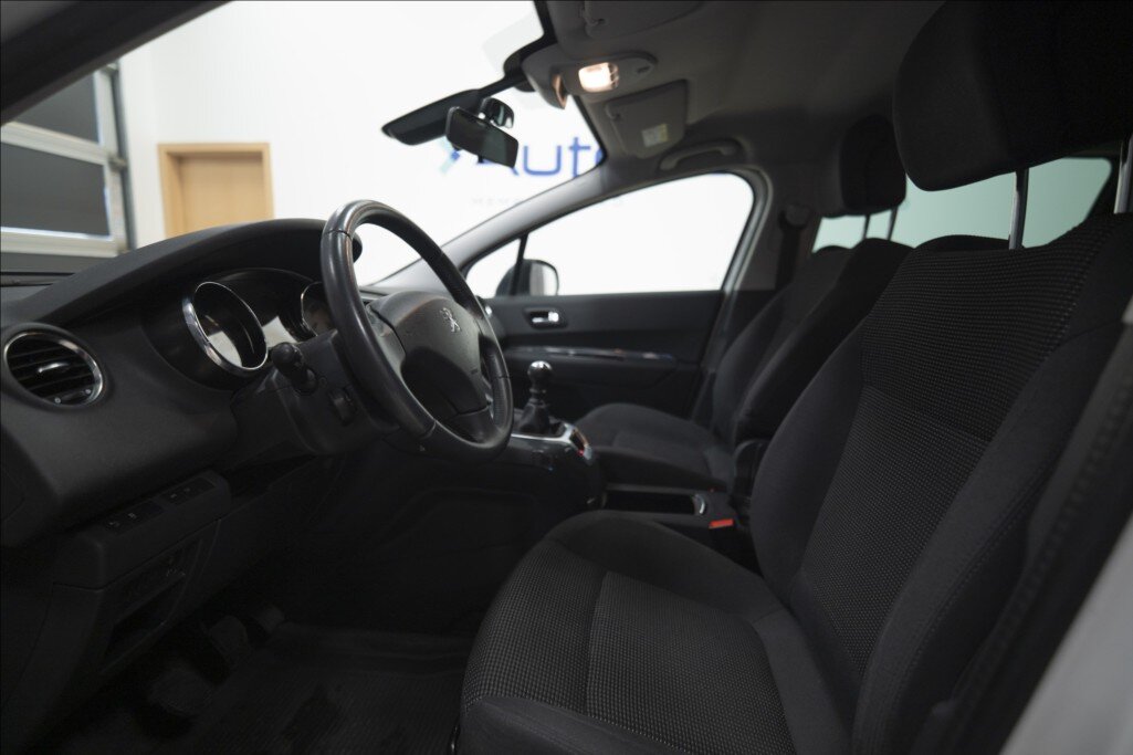 Peugeot 5008 MPV 1,6 l 88 kw