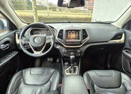 Jeep Cherokee SUV 2,2 l 147 kw