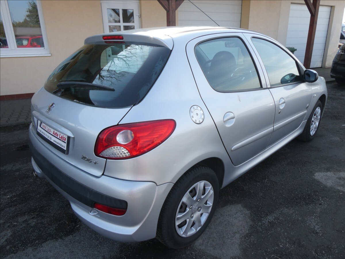 Peugeot 206 Hatchback 1,1 l 44 kw