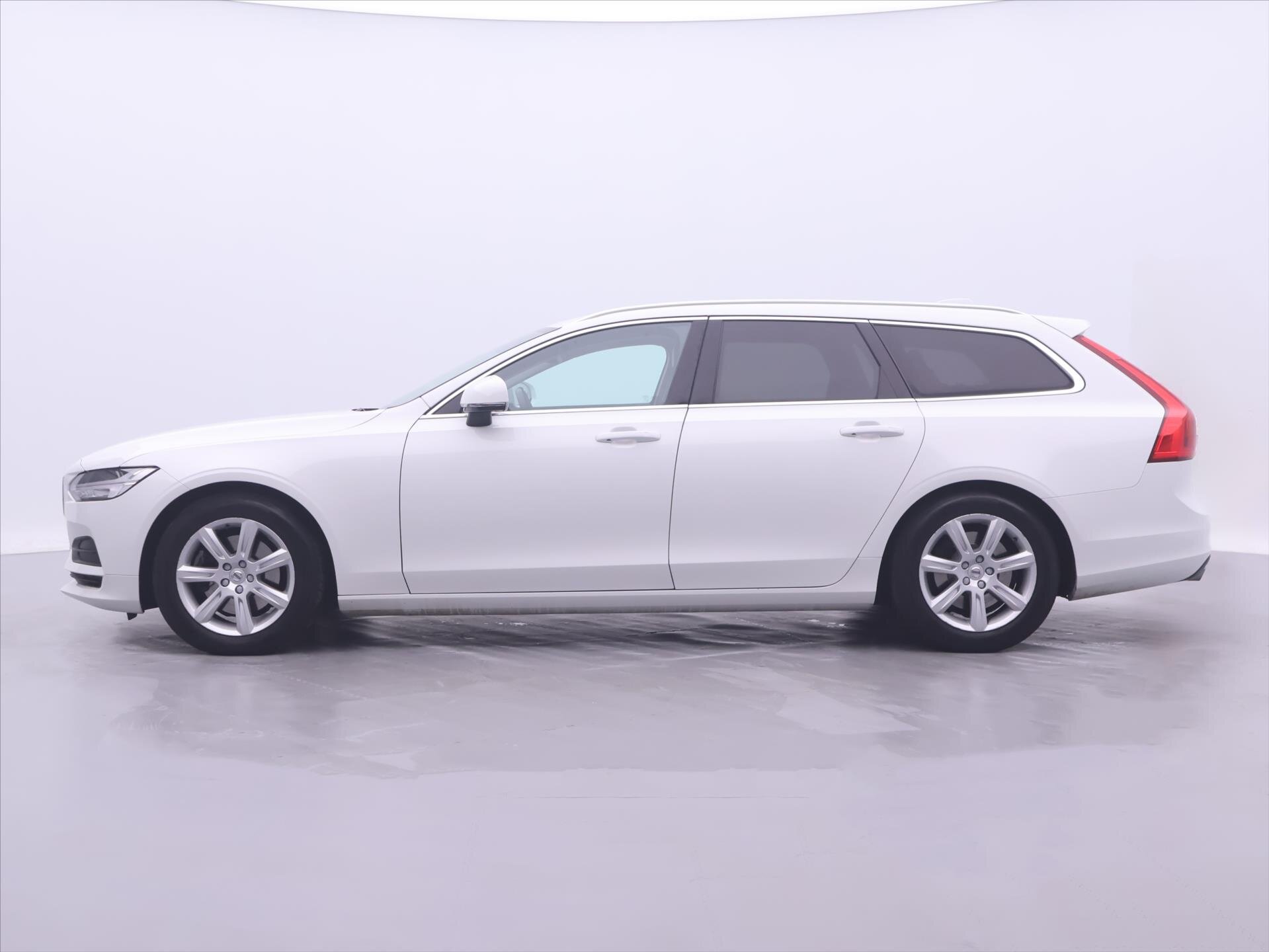 Volvo V90 Kombi 2,0 l 140 kw
