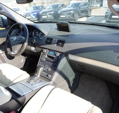 Volvo XC90 36