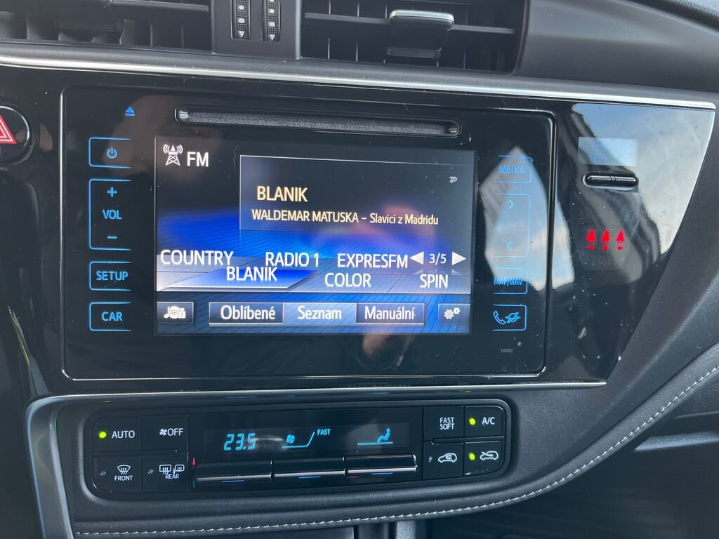 Toyota Auris Hatchback 1,6 l 97 kw