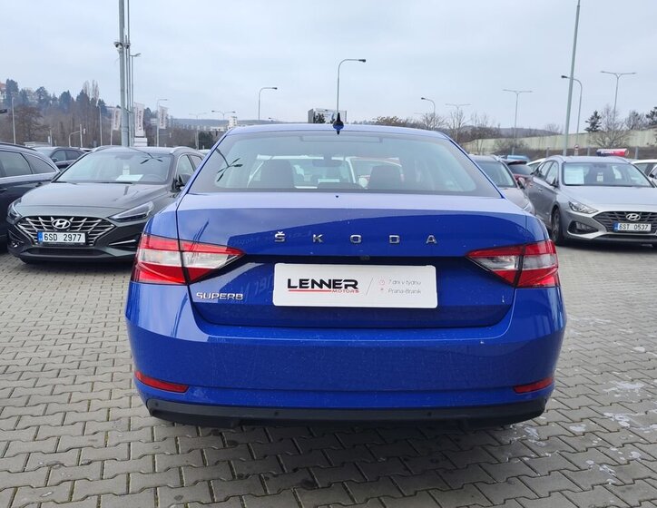 Škoda Superb Liftback 2,0 l 147 kw