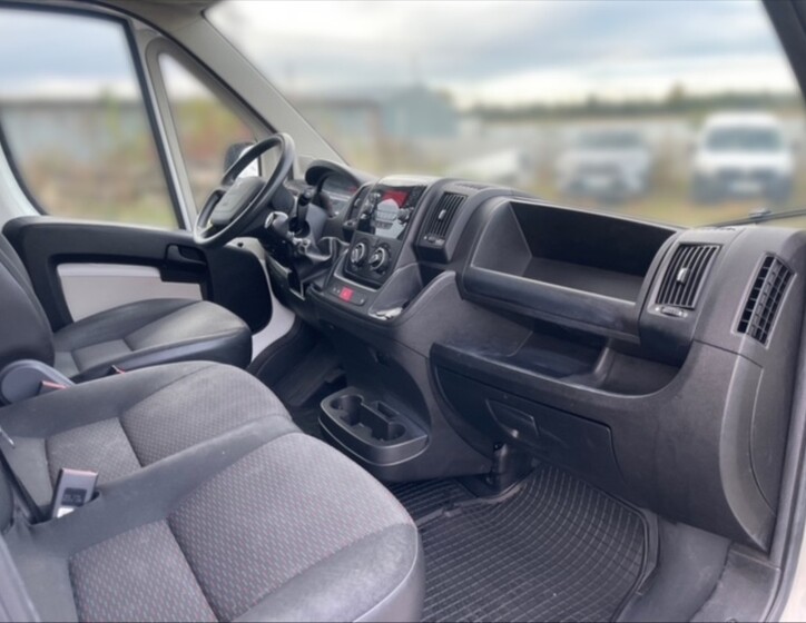Peugeot Boxer 9