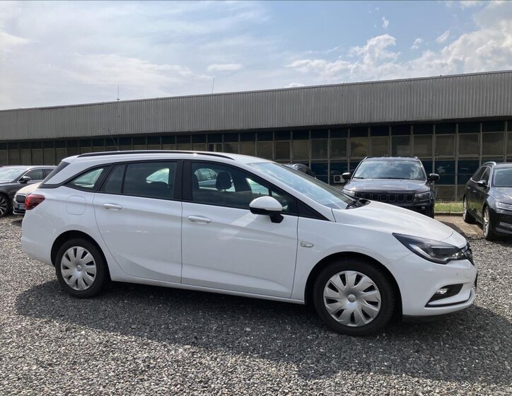 Opel Astra Kombi 1,6 l 81 kw