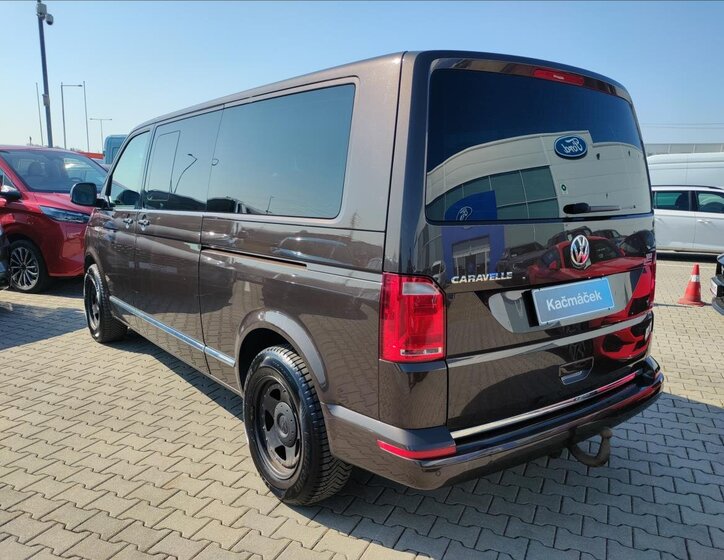 Volkswagen Caravelle 3