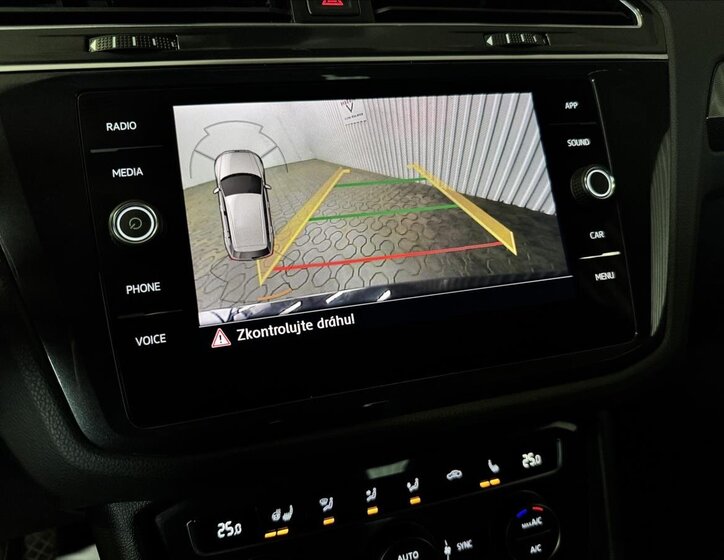 Volkswagen Tiguan SUV / Terénní 2,0 l 140 kw