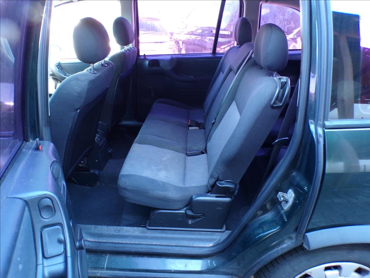 Opel Zafira MPV 1,6 l 74 kw