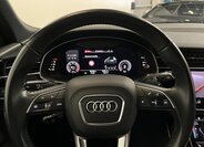 Audi Q8 17