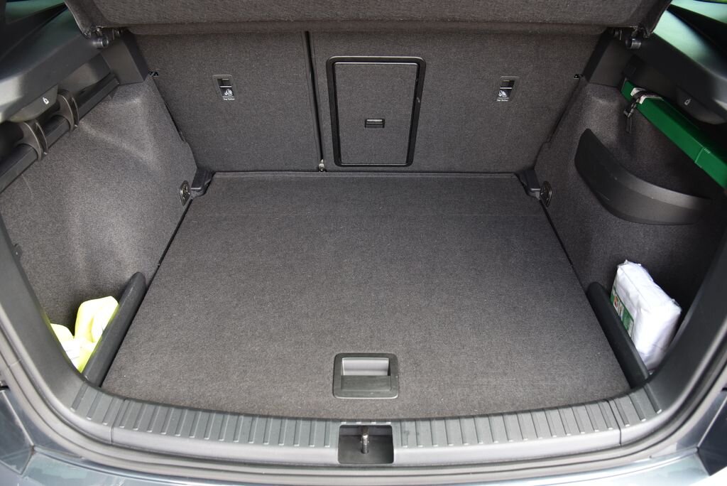 Škoda Karoq SUV / Terénní 1,5 l 110 kw