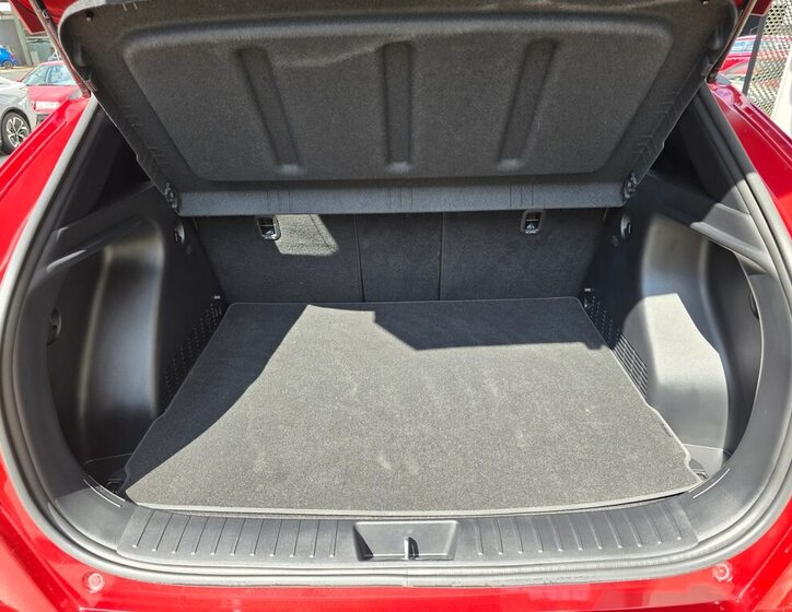 Hyundai Kona SUV / Terénní 1,6 l 125 kw