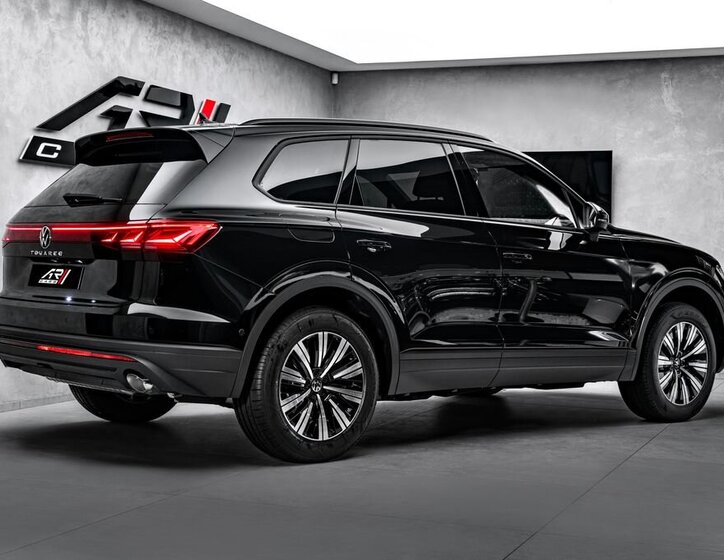 Volkswagen Touareg SUV / Terénní 3,0 l 170 kw