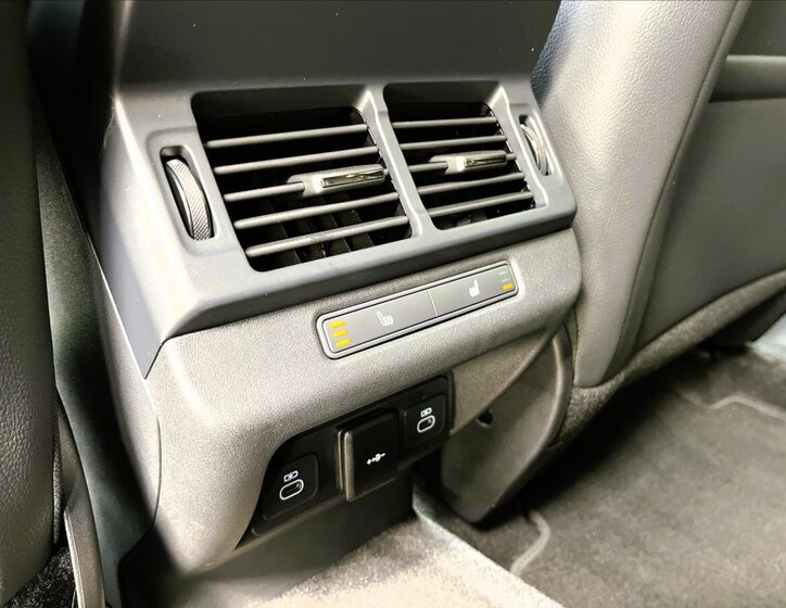 Land Rover Range Rover Evoque SUV / Terénní 2,0 l 120 kw