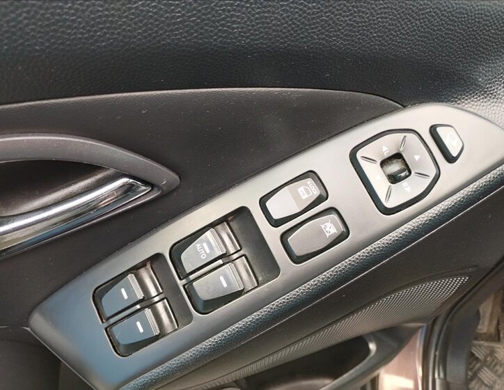 Hyundai ix35 SUV / Terénní 1,7 l 85 kw