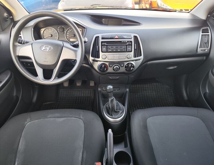 Hyundai i20 12