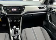Volkswagen T-Roc 31
