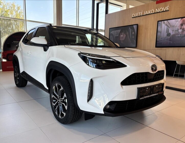 Toyota Yaris Cross SUV 1,5 l 85 kw