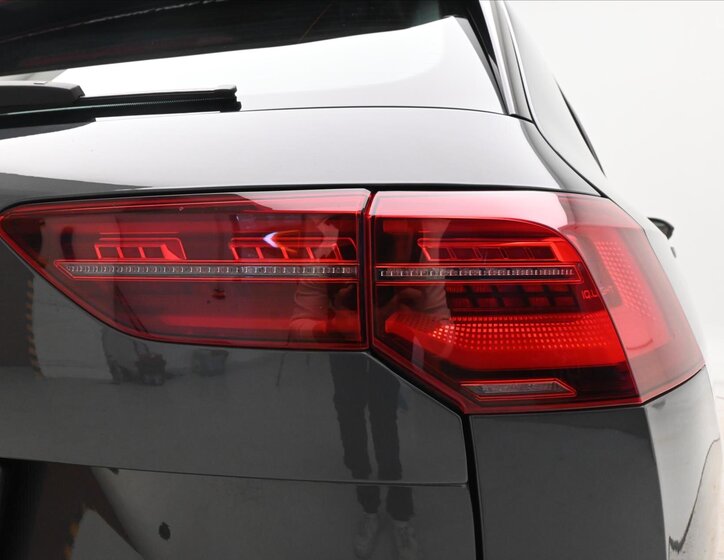 Volkswagen Golf Kombi 2,0 l 110 kw