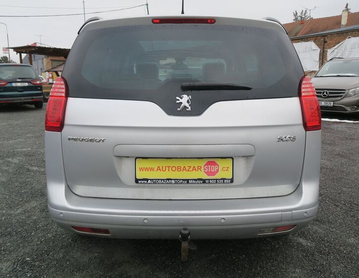 Peugeot 5008 MPV 2,0 l 120 kw