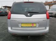 Peugeot 5008 MPV 2,0 l 120 kw