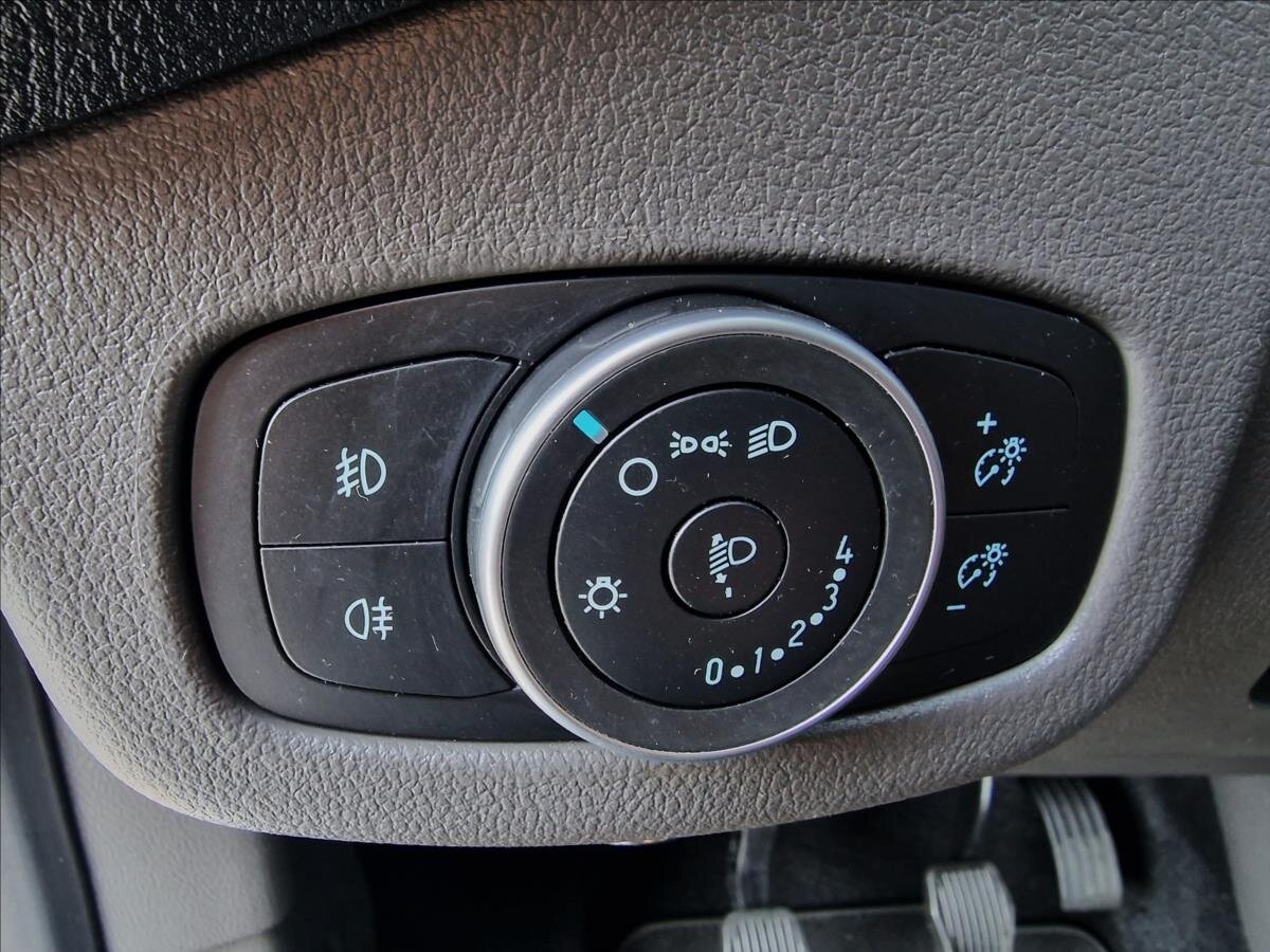 Ford Transit Connect MPV 1,5 l 73 kw
