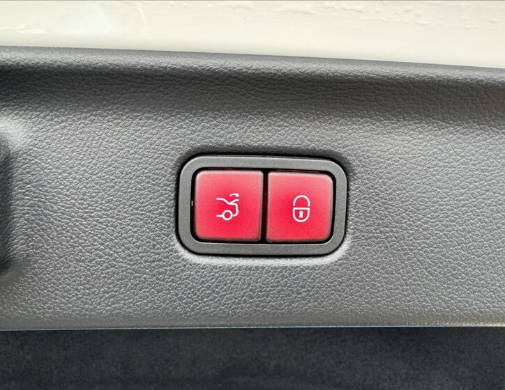 Mercedes-Benz Třídy S 32