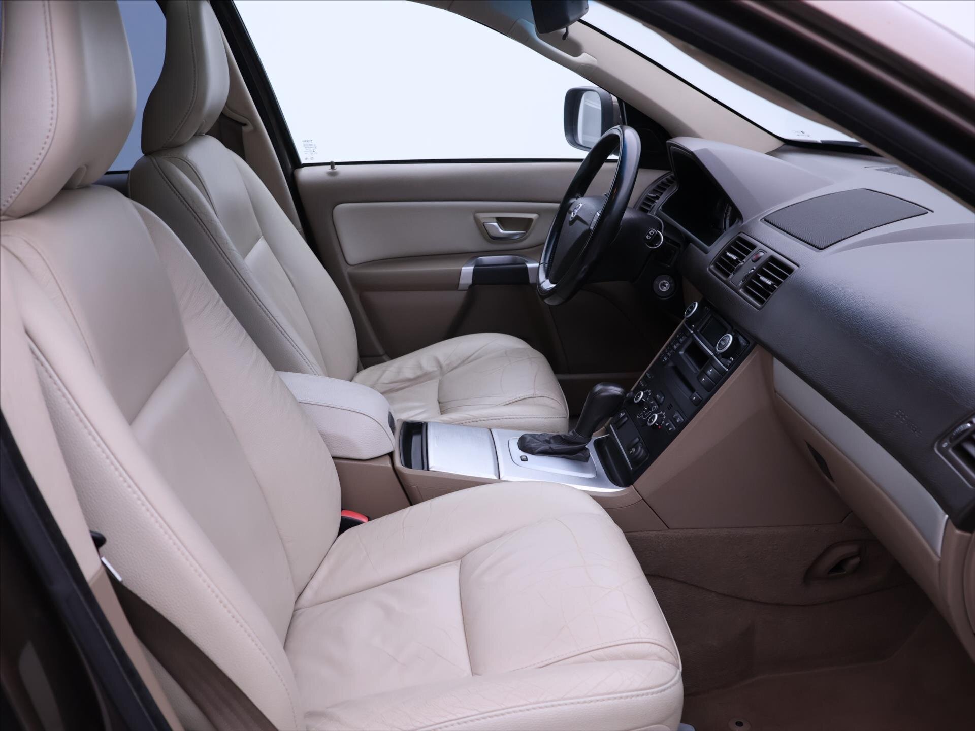 Volvo XC90 SUV / Terénní 2,4 l 147 kw