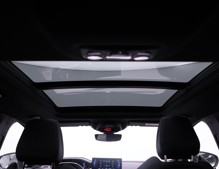 Peugeot 3008 SUV / Terénní 1,6 l 133 kw