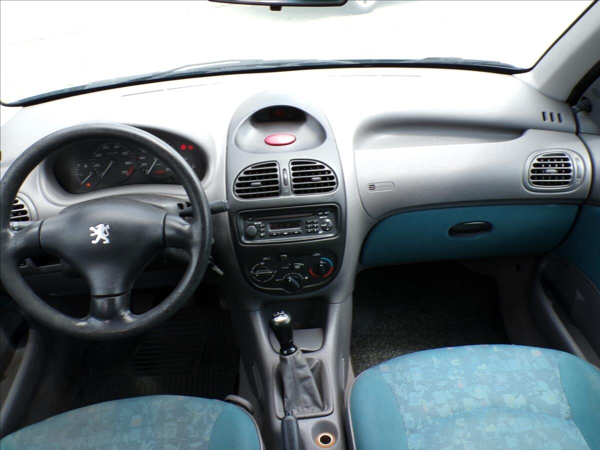 Peugeot 206