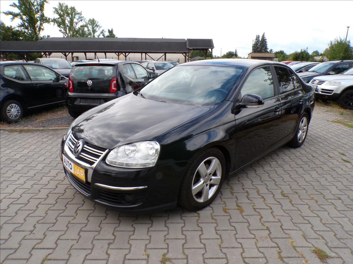 Volkswagen Jetta Sedan 1,4 l 90 kw