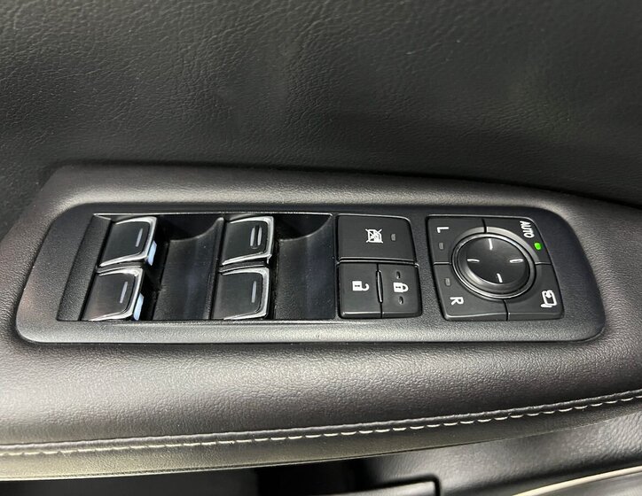 Lexus RX 450h SUV 3,5 l 193 kw