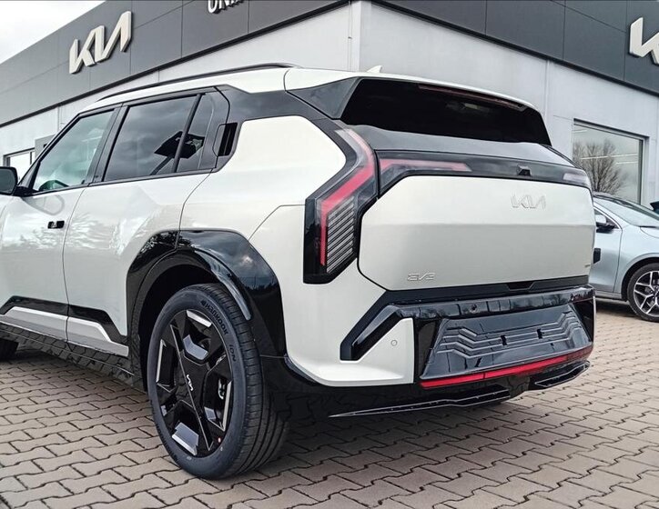 KIA EV3 CUV 0,0 150 kw